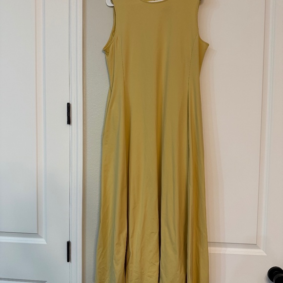Yellow Uniqlo Dress - Picture 1 of 1